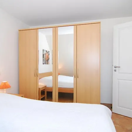 Apartment Deckerstrasse 1, Whg I *